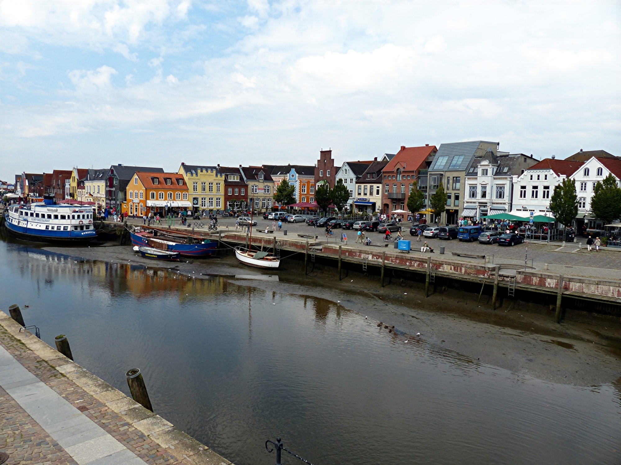 Husum Inland Harbour; Houses SchleswigHolstein (2) Geography im