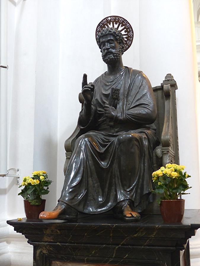 Fulda - Cathedral; Statue of Saint Peter