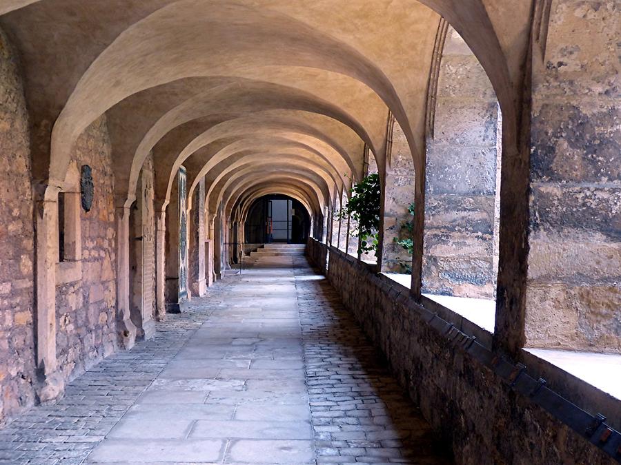 Hildesheim - Cathedral; Romanesque Cloister