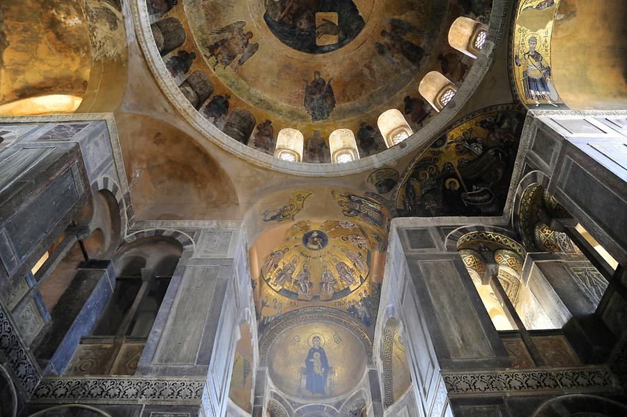 Osios Loukas Interior