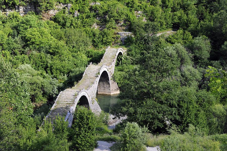 Bridge tou Plakida Kipi