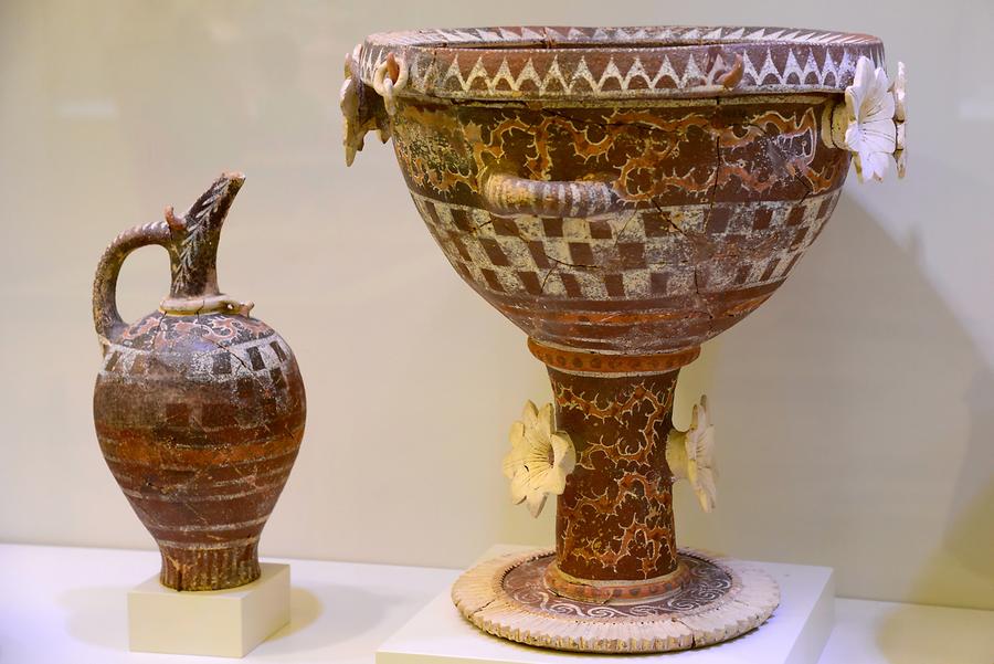 Minoan Pottery