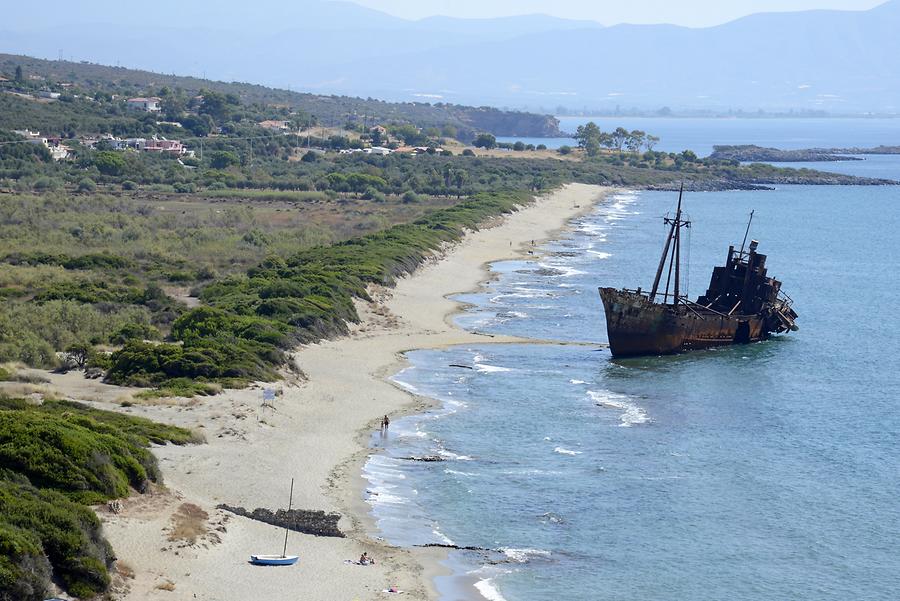 Shipwreck at Gytheio