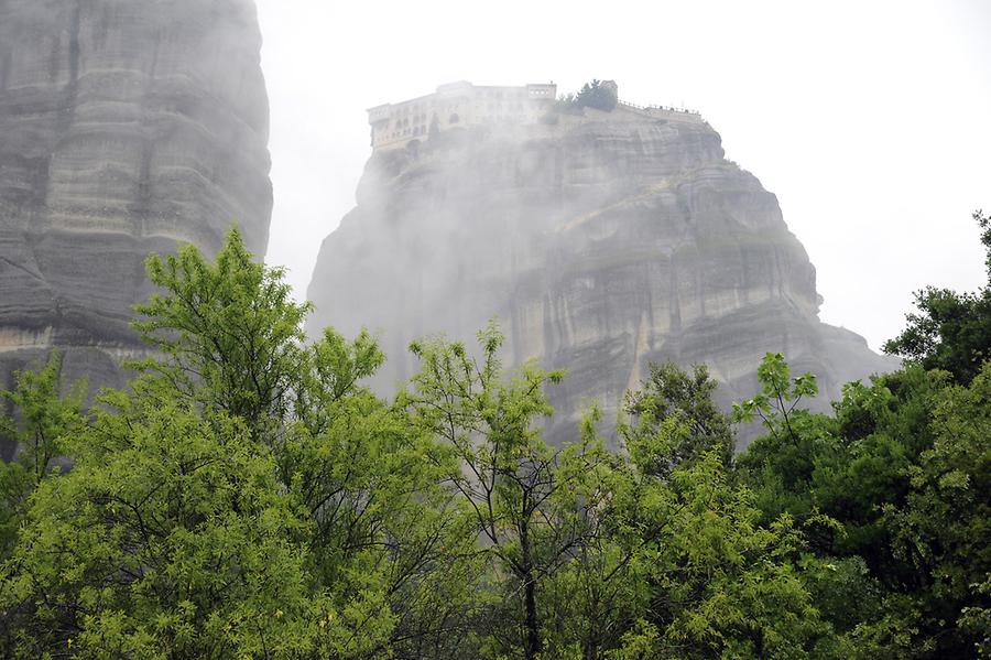 Rain Mood Meteora