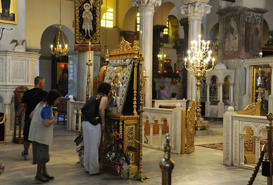 Agios Dimitrios Madonna