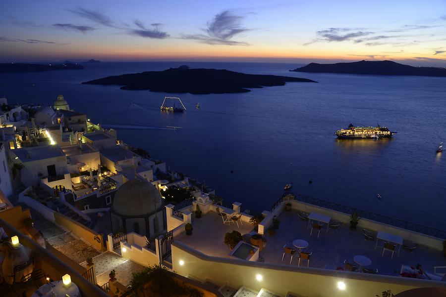 Fira at Night