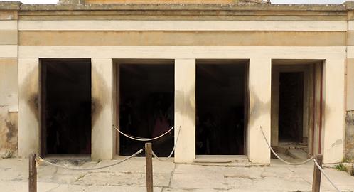 Entrance to hall of the throne