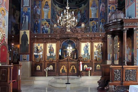 Room in front of altar