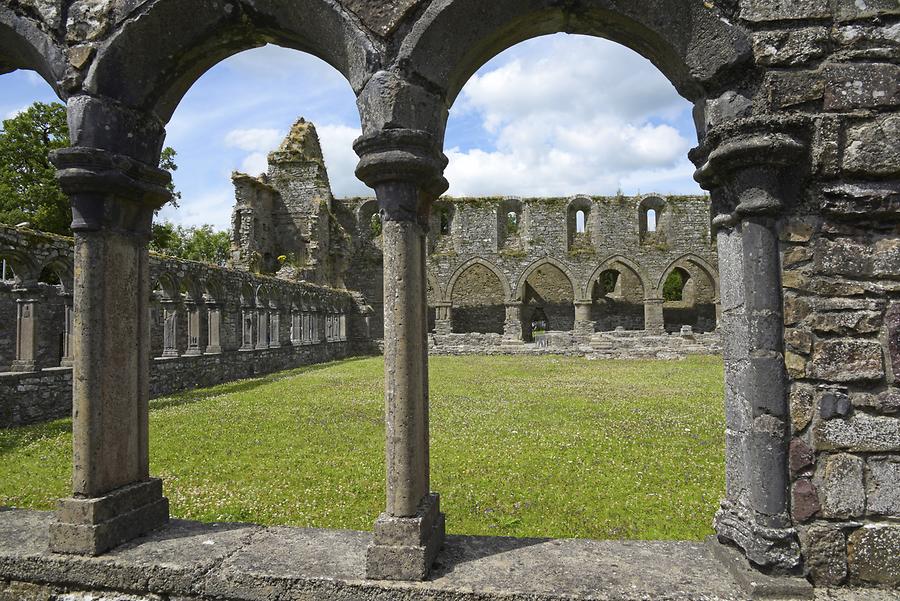 Jerpoint Abbey - Cloister
