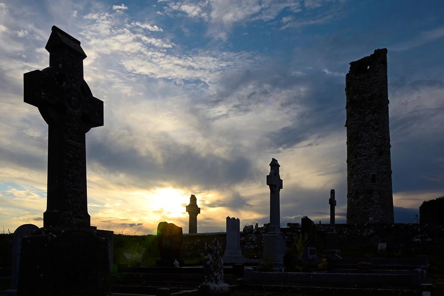 Tullaherin Round Tower and Monastic Site