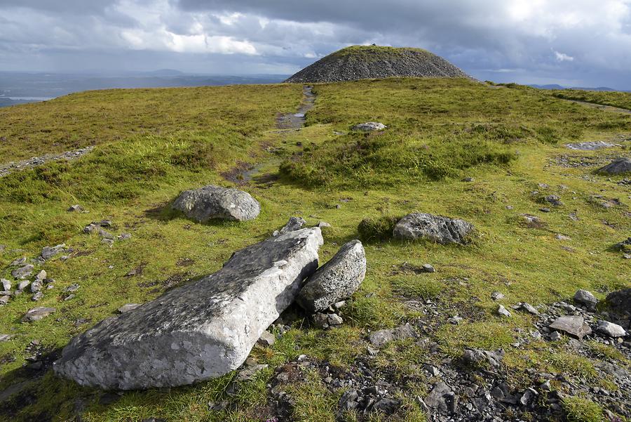 Knocknarea - Medb's Cairn