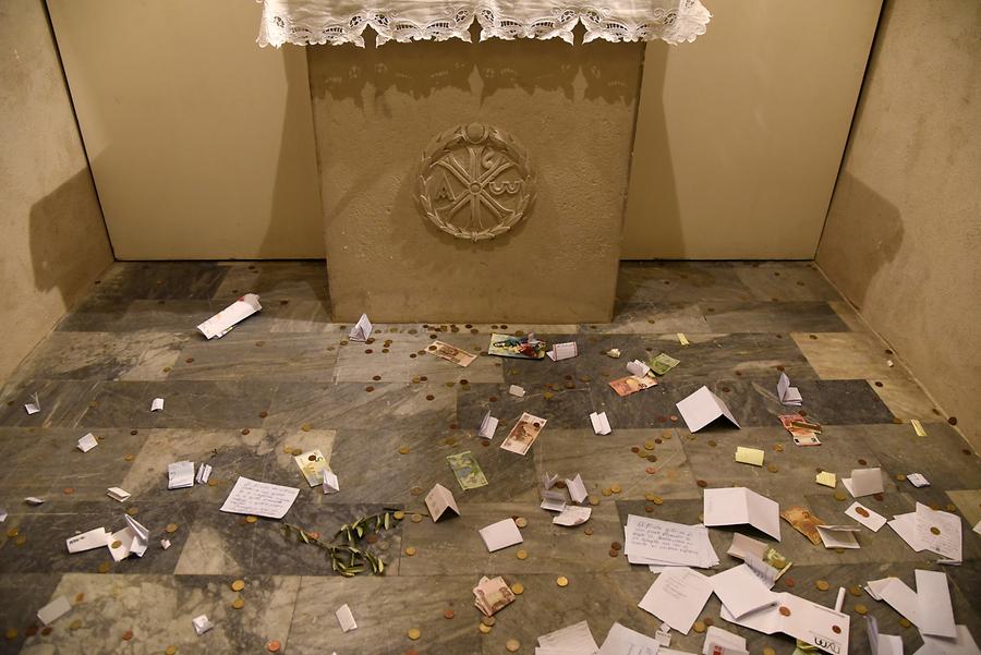 Bari - Basilica of Saint Nicholas; Crypt