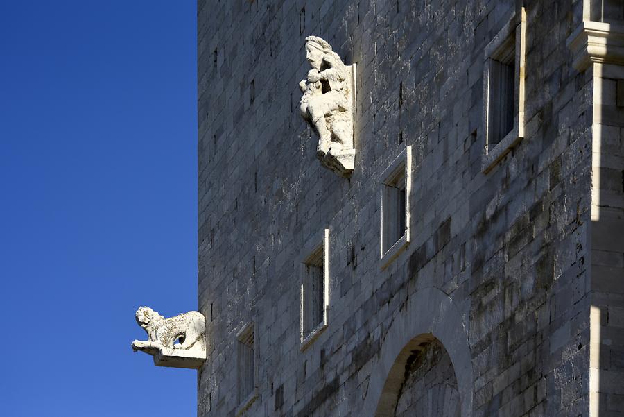 Trani - Cathedral; Chimeras