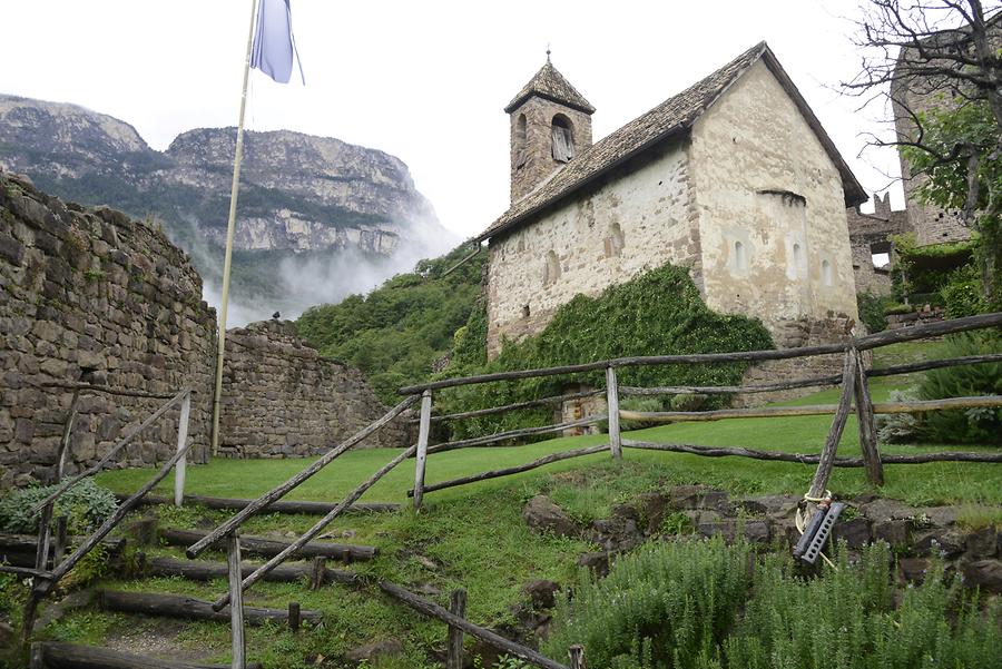 Hocheppan Castle - Chapel