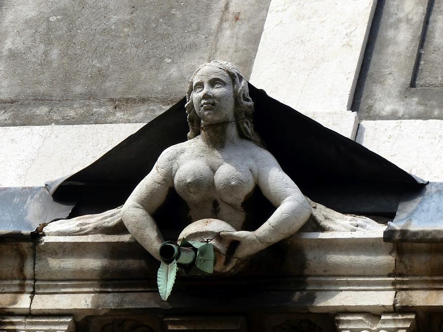 Brescia - Female Gargoyle