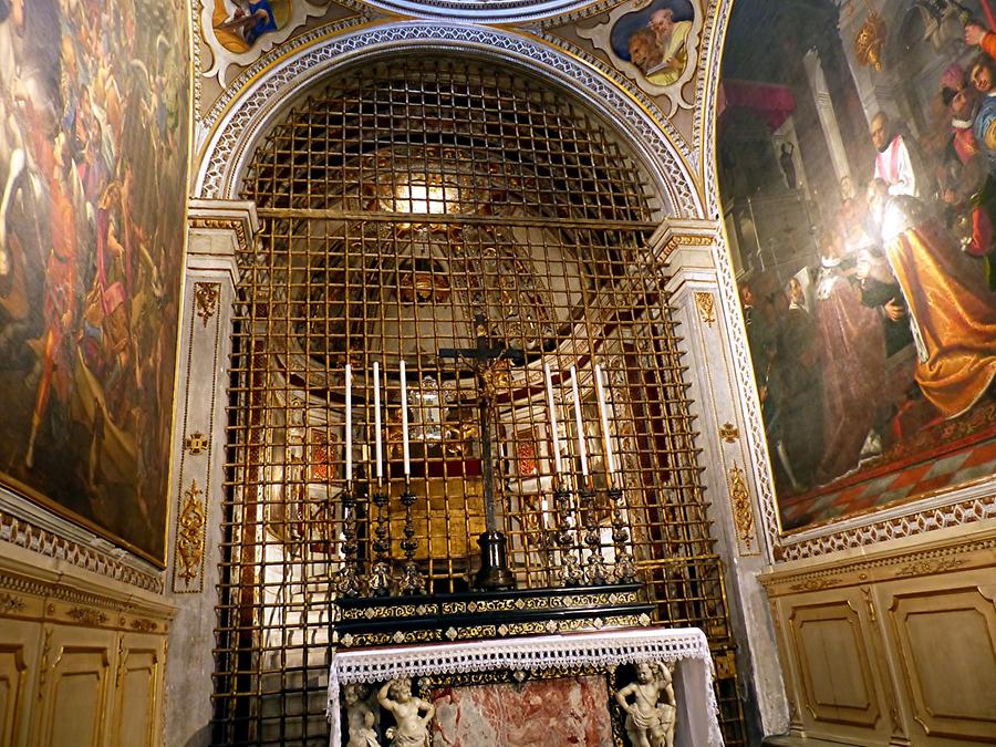 Brescia - Old Cathedral, Cross Relic