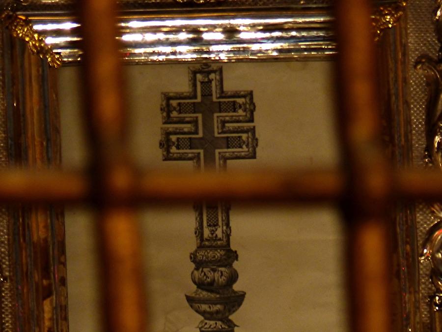 Brescia - Old Cathedral, Cross Relic