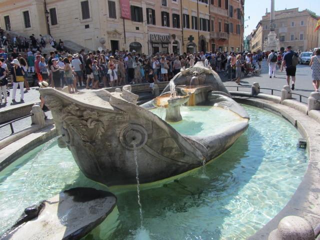 Fountain, Plaza di Spagna (1)