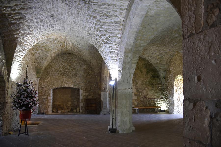 Monte Sant'Angelo - Fort; Inside