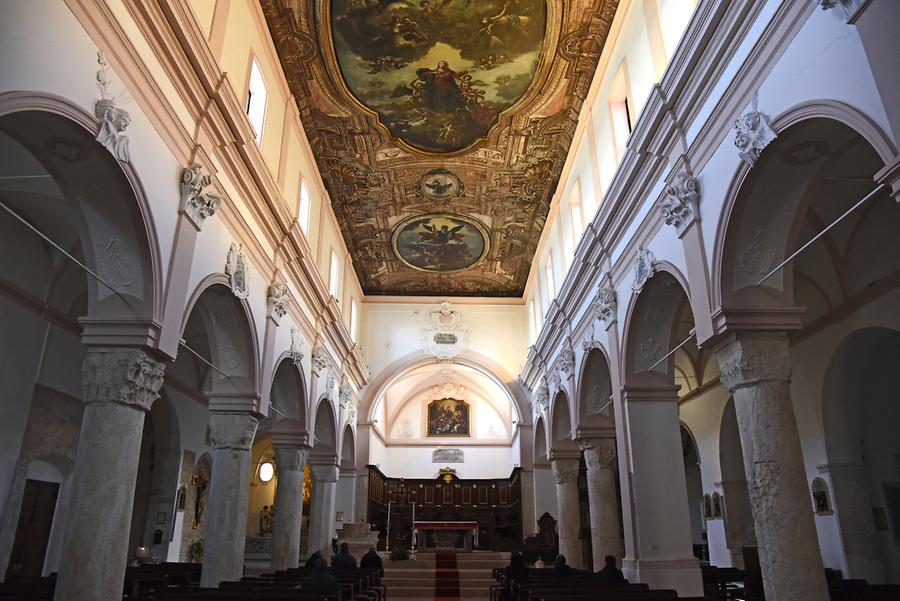 Vieste - Cathedral; Inside