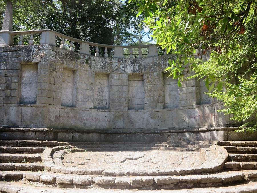 Bomarzo - Sacro Bosco - 'Teatro'