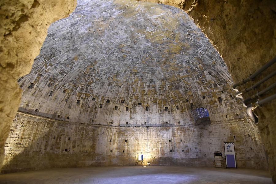 Gallipoli - Castle; Inside
