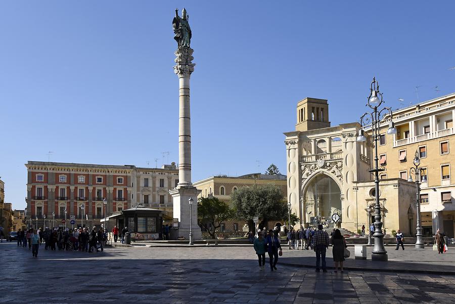 Lecce - Statue of St. Oronzo