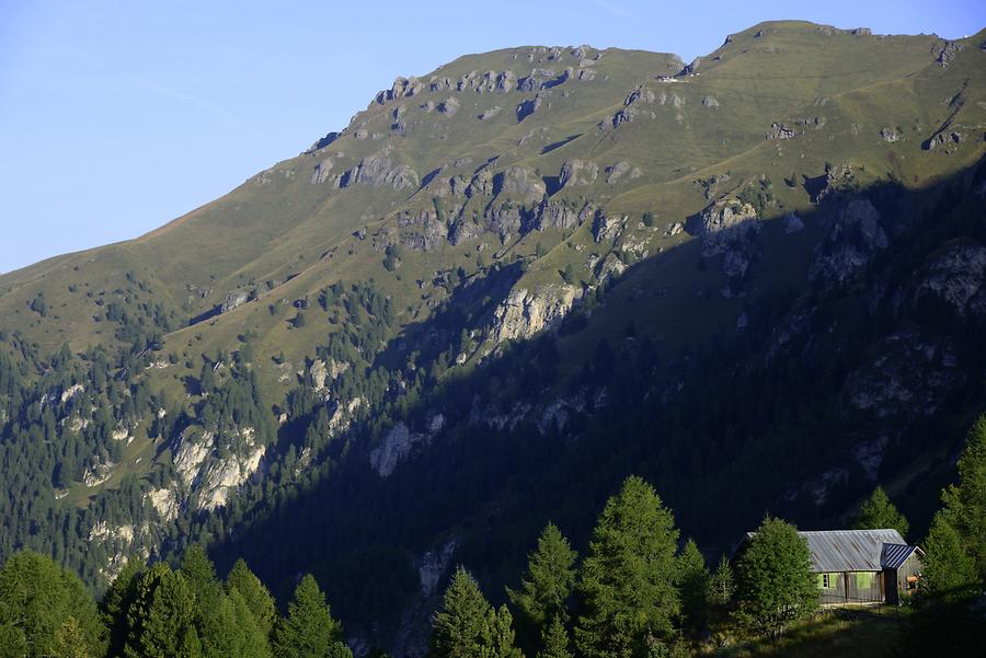 Ascent to Passo Fedeia