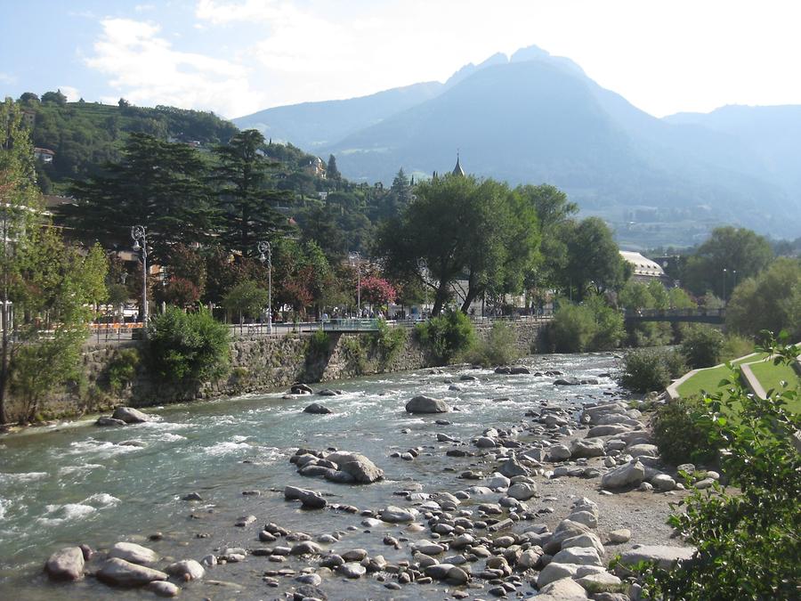 Meran - Promenade along the Passer