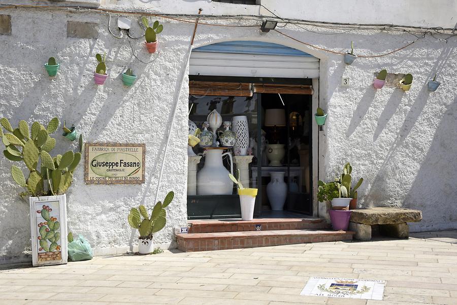 Grottalgie - Ceramic Shop