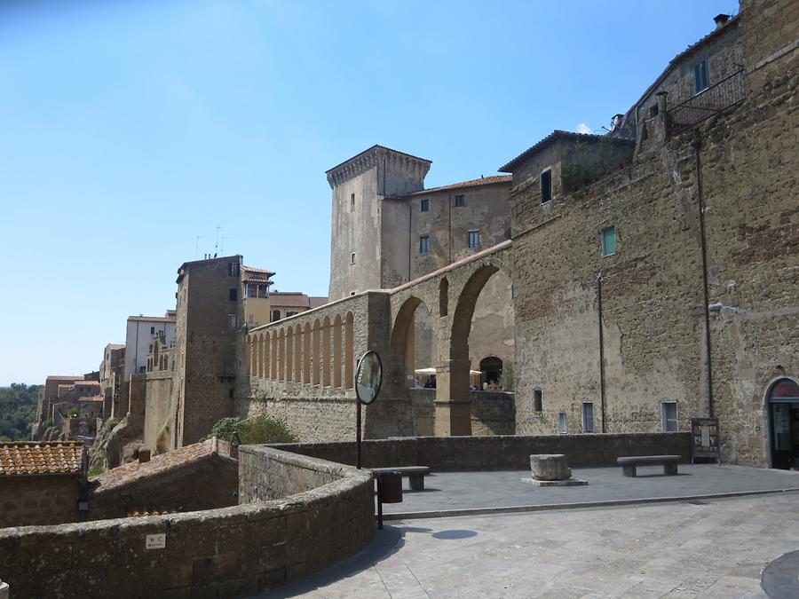 Pitigliano - Aqueduct