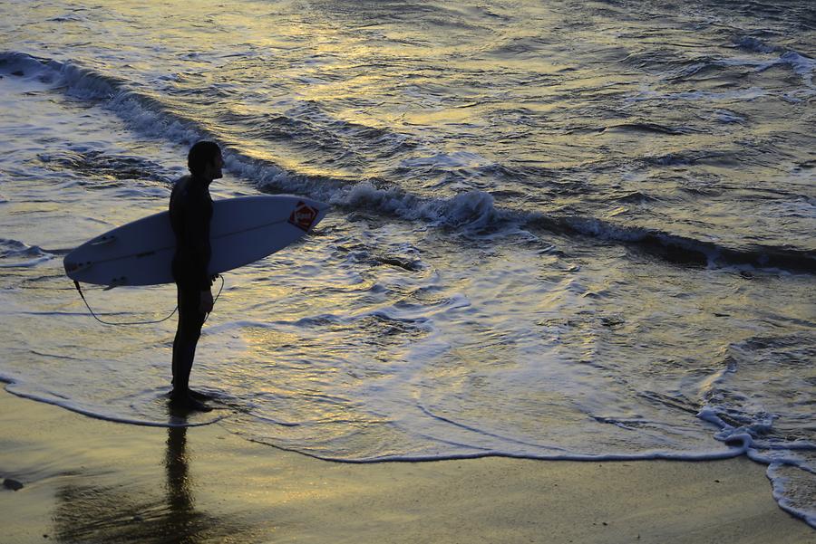 Għajn Tuffieħa Bay - Kite Surfer