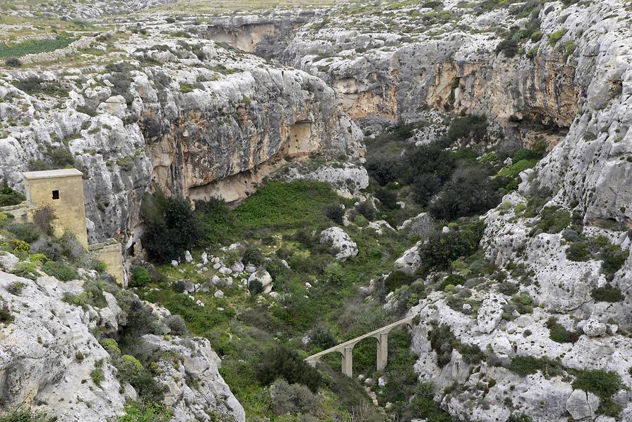Mġarr ix Xini Canyon