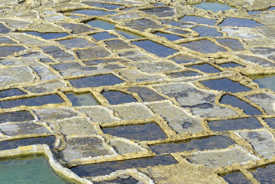 Xwejni Bay - Salt Pans