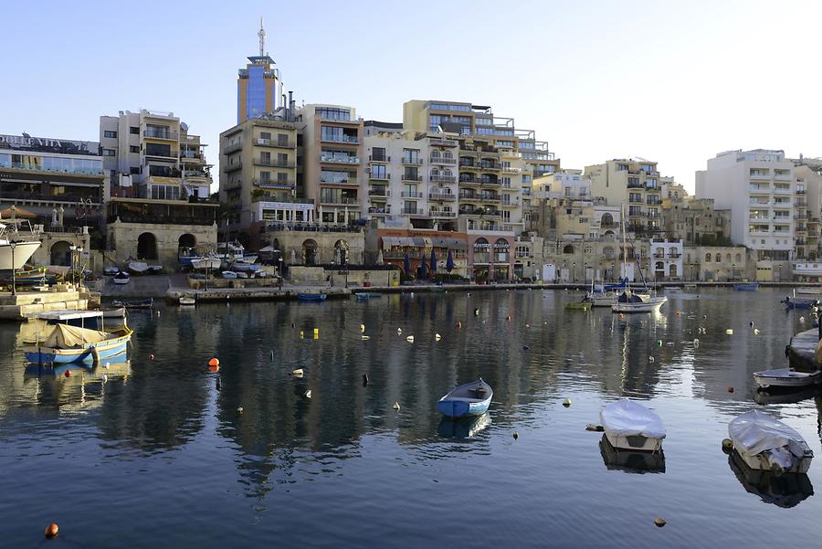 St Julian - Spinola Bay