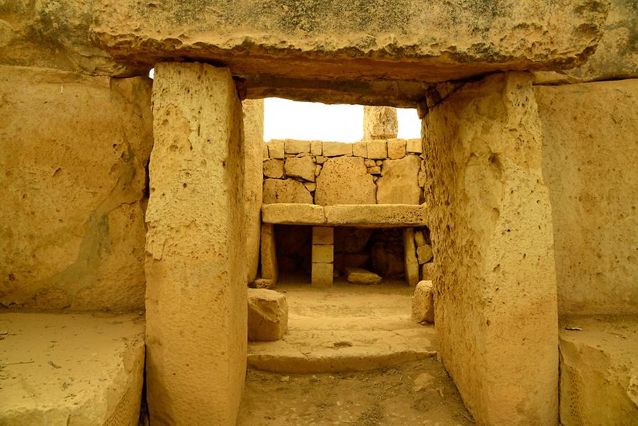 Mnajdra