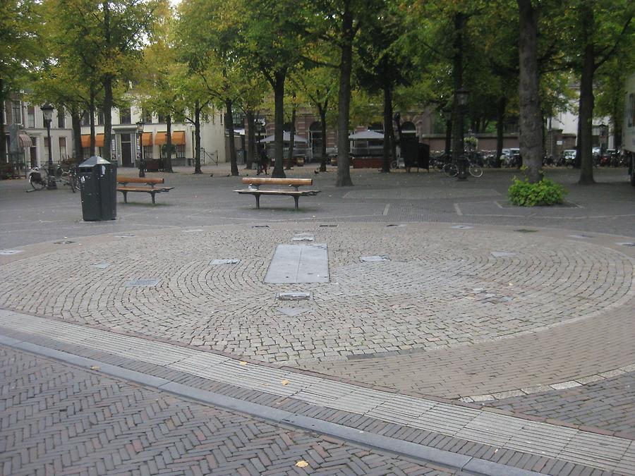 Utrecht - Janskerkhof, Sundial