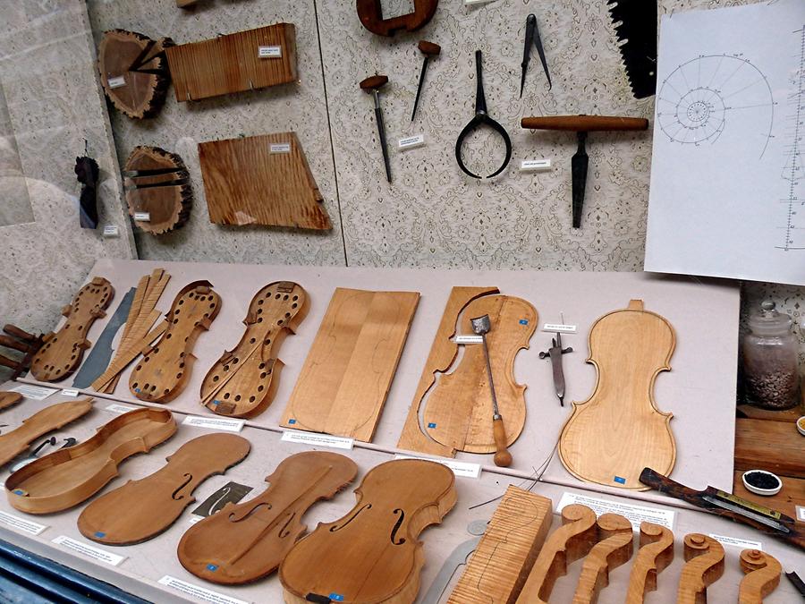 Haarlem - Violin Making