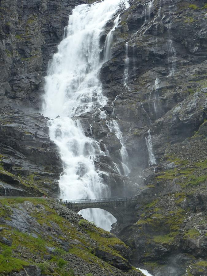 Trollstigen - Waterfall