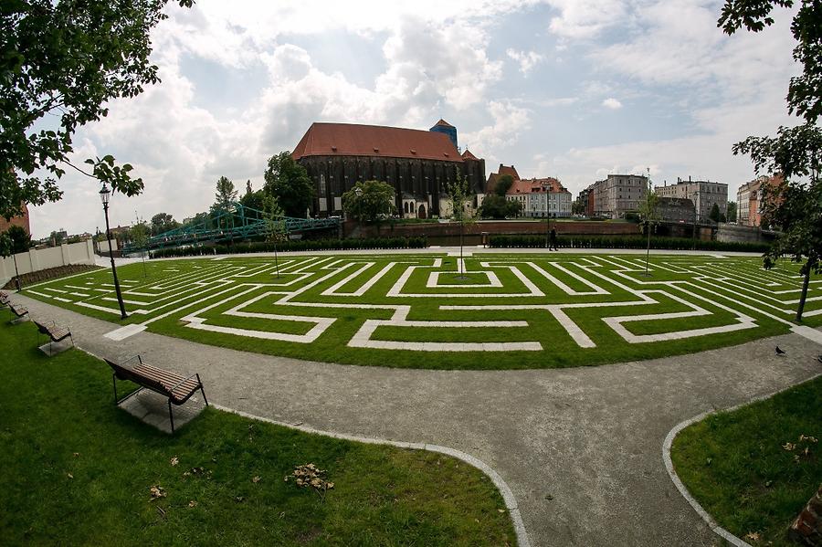 Father Zienkiewicz Riverfront