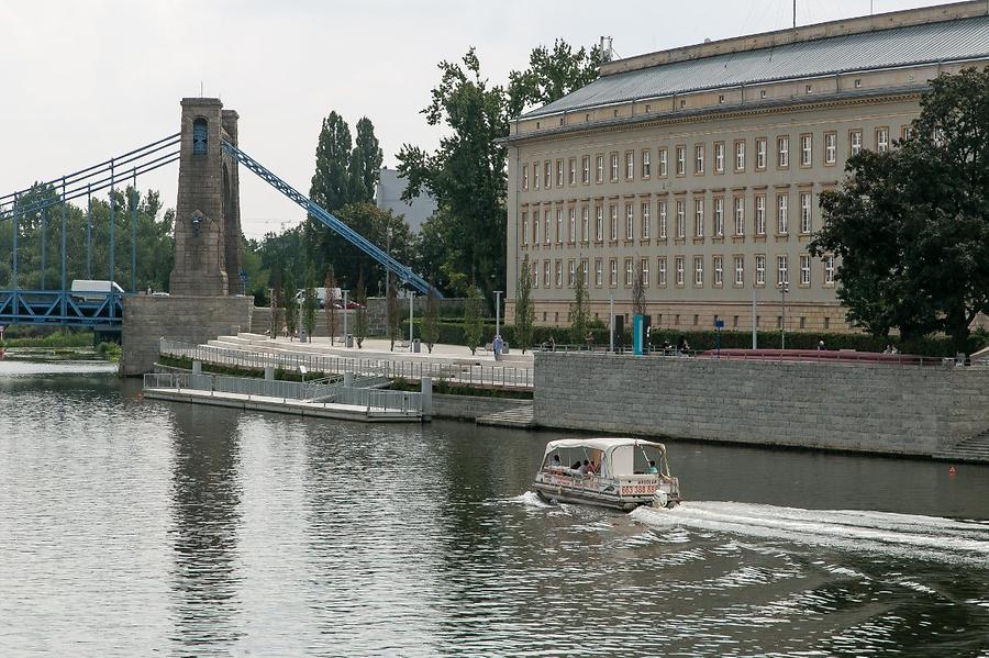 Maria and Lech Kaczyńscy Boulevard