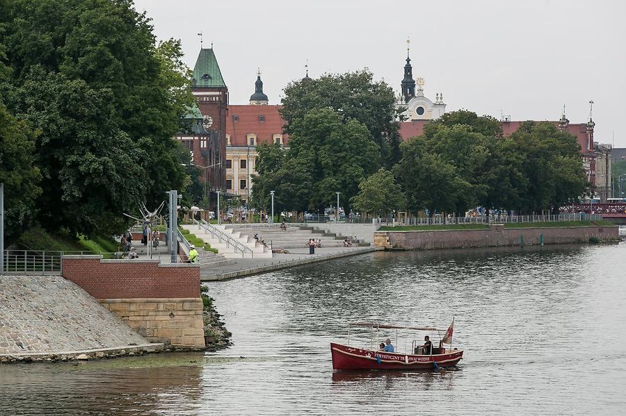 Xawery Dunikowski Boulevard