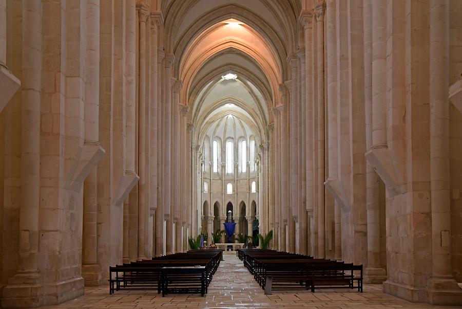 Alcobaça Monastery; Nave