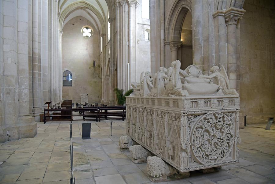 Alcobaça Monastery; Royal Tombs