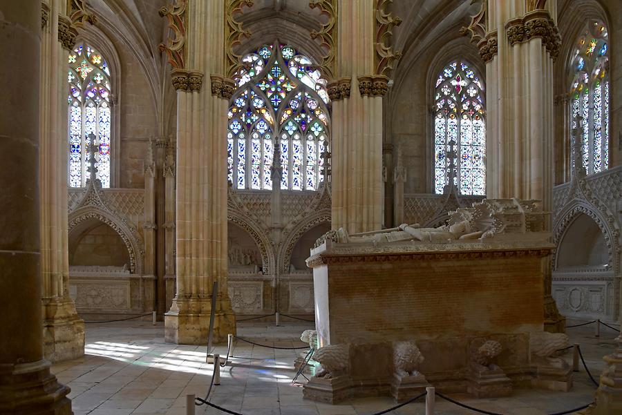 Batalha - Batalha Monastery; Chapel, Tombs