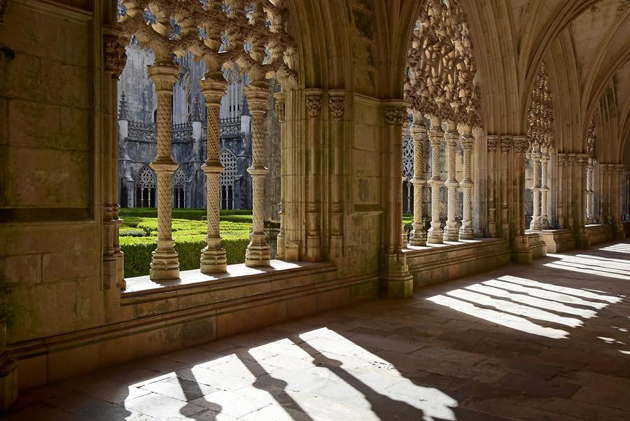 Batalha - Batalha Monastery; Cloister