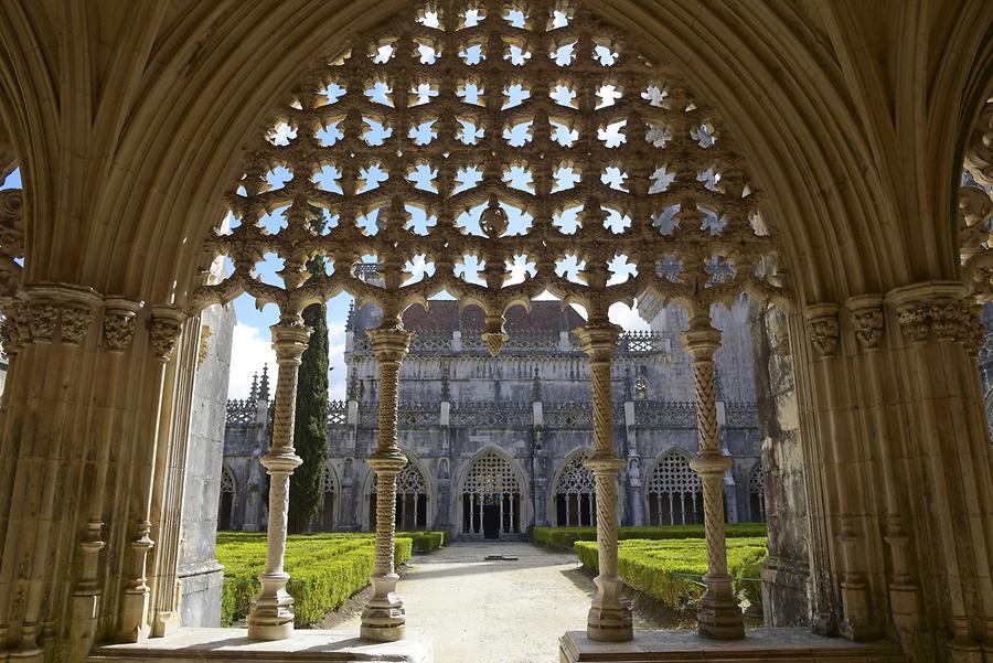 Batalha - Batalha Monastery; Cloister