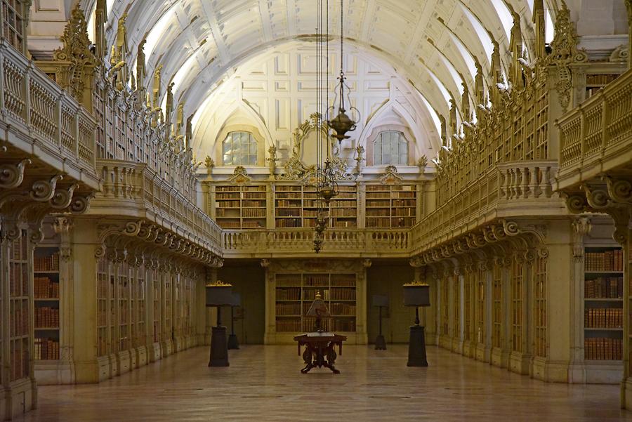 Convent and Palace of Mafra - Library