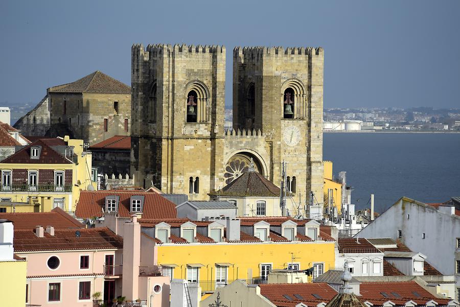 Alfama - Cathedral