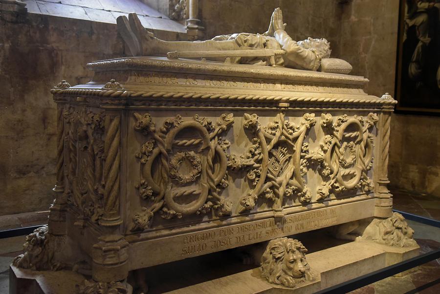 Belém - Jerónimos Monastery; Church of Santa Maria, Sarcophagus of Luis de Camoes